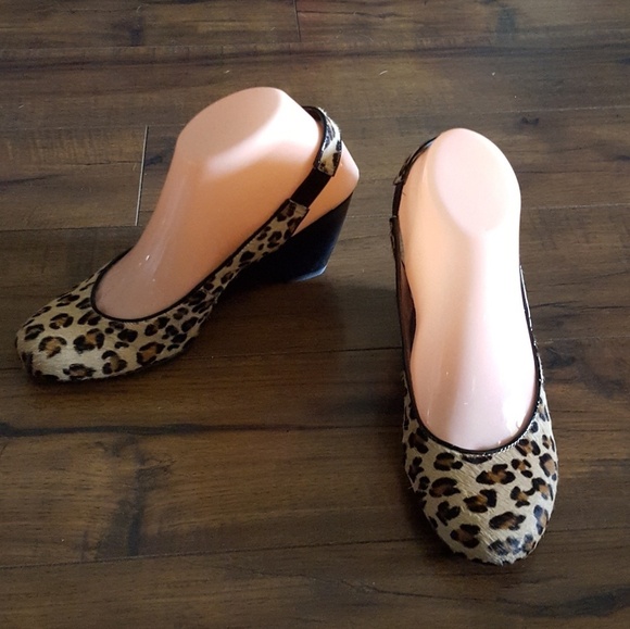Franco Sarto Calf Hair Lepoard Sculpted Wood Stack Wedges - Picture 2 of 7